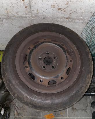 Gomme Goodyear 4Seasons 185/60 R14 + Cerchi