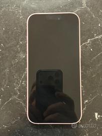 iPhone 15    256 GB