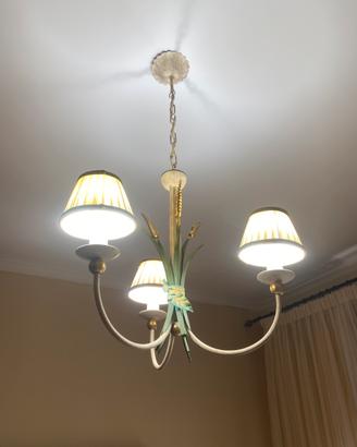 Lampadario piu due appliques