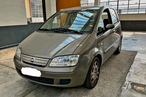 Fiat Idea 1.4 16V BlackMotion