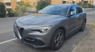 Alfa Romeo Stelvio 2.2 Diesel 160 CV Sport-Tech