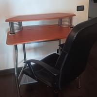 scrivania e poltrona 