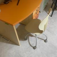 Scrivania apribile con sedia