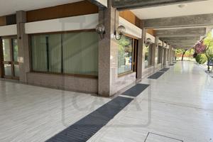 NEGOZIO IN CENTRO