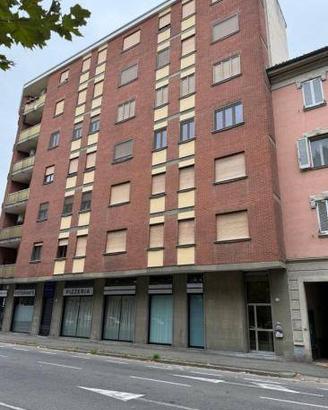 Immobile in asta di 77 m² con 2 locali a Alessandr