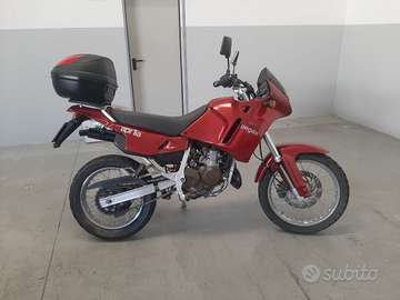 Moto Aprilia Pegaso 125