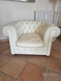 poltrona capitonné in vera pelle