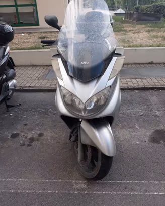 Majestic 400 Motore da Aggiustare