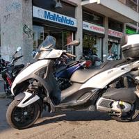 PIAGGIO MP3 300 YOURBAN