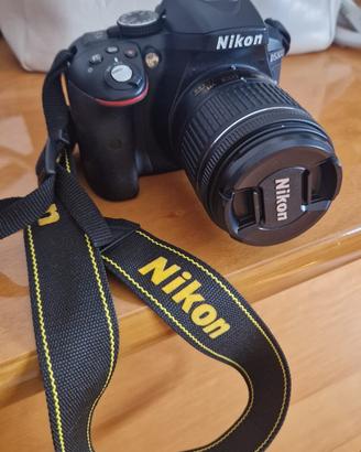 Macchina fotografica Nikon D5300