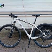 MTB 29 Specialized stumpjumper Comp carbon 17.5"
