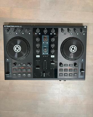 Console Traktor Kontrol S2 (LEGGI DESCRIZIONE)