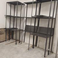 Scaffalatura in metallo