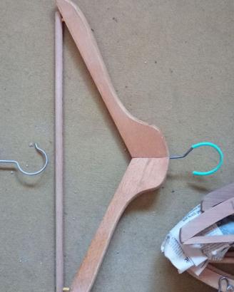 Attaccapanni in legno originali degli anni 70