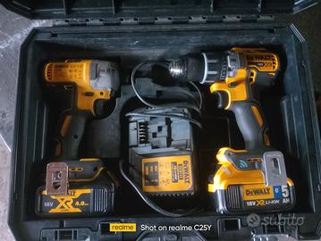 DEWALT KIT TRAPANI TOOLCONNECT 