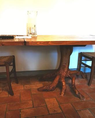 Tavolo artigianale unico base radici