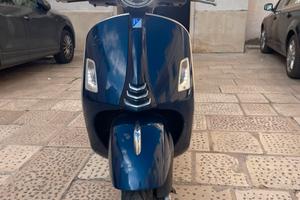 Vespa 300 gts hpe abs ars 2019