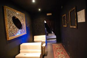 Locale 300 mq discobar / pub / music hall - Rivier