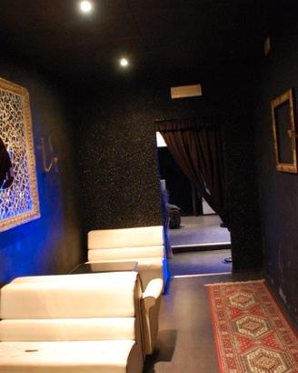 Locale 300 mq discobar / pub / music hall - Rivier