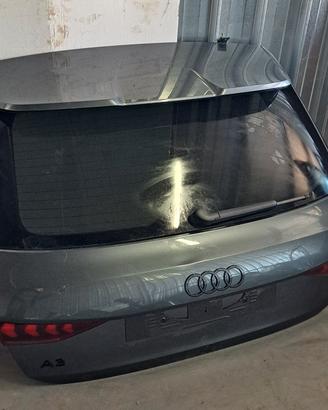 Portellone posteriore audi a3 8y sportback s line 
