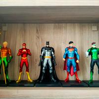 Action figure DC