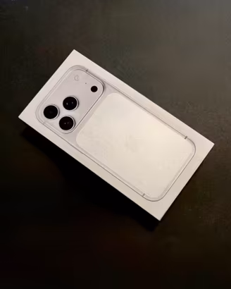 ⚪️🔵🟠Apple iPhone 17 pro 256 sigillato (fattura)