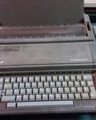 Macchina da scrivere olivetti