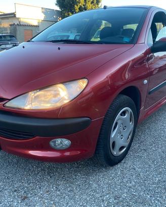 Peugeot 206 1.1 5p. XR