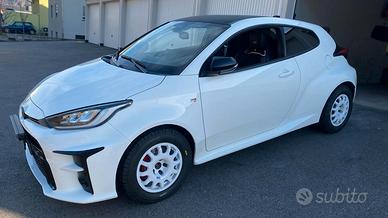 kit 15" 16" yaris gr neve ghiaccio chiodate