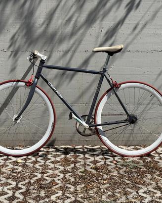 Bicicletta ‘fixed’ scatto fisso / ruota libera