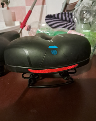 Selle semi nuove per bicicletta