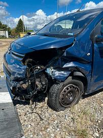 Auto incidentata ma riparabile