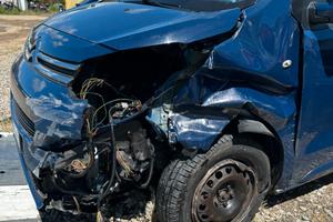 Auto incidentata ma riparabile