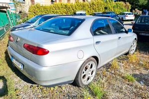 Alfa Romeo 166 2.5i V6