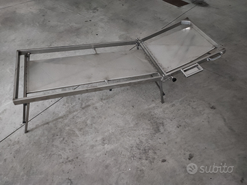 Lettino con materassino vibrante