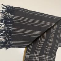 Schiarpa, cappelli e guanti.