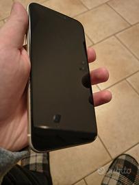 iPhone 11 64GB White