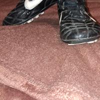 scarpe da calcio in pelle con tacchetti in plastic