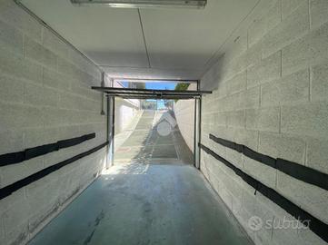 BOX A MONTEROTONDO