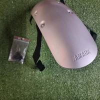 PARAFANGO ANT IN ALLUMINIO YAMAHA XSR900 2022