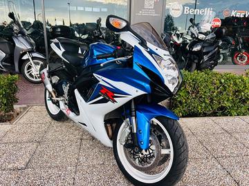 SUZUKI GSX R 600 TUTTO INCLUSO ANCHE PASSAGGIO!