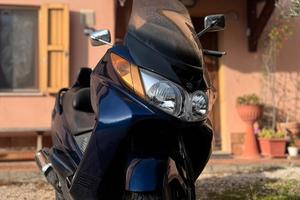 Suzuki burgman 400