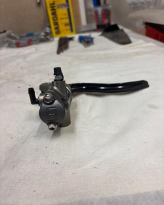 Pompa accossato 16x18