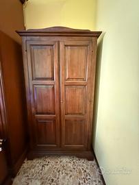 ARMADIO IN LEGNO 2 ANTE – COME NUOVO!