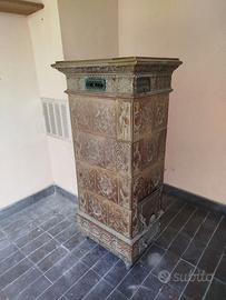 Stufa in maiolica in stile barocco da arredo