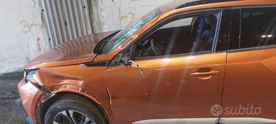 peugeot 2008 incidentata 