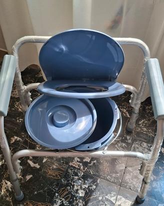 Sedia WC per anziani - comoda