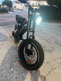Bicicletta elettrica nuova