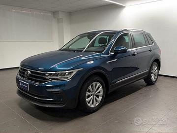 Volkswagen Tiguan Nuova Life 2.0 TDI SCR 90 k...