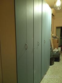 2 mobili Ikea e 1 altro